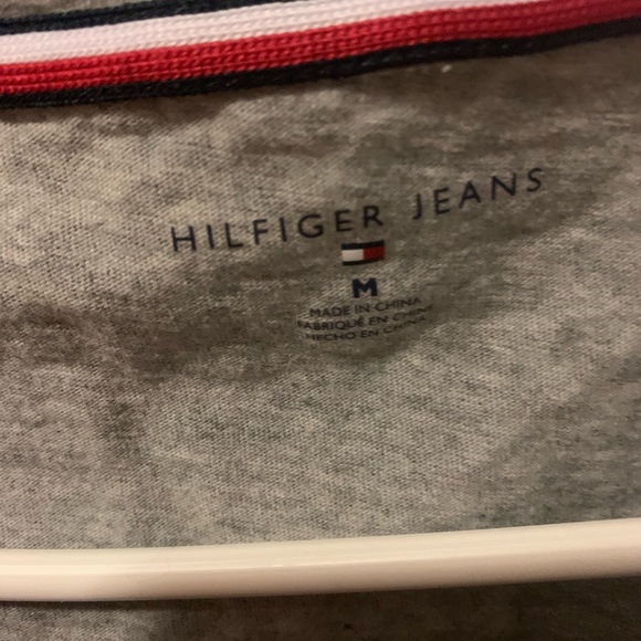 Tommy Hilfiger Woman’s T Shirt - Picture 2 of 2